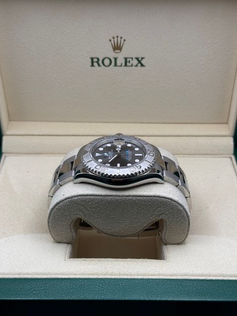 Rolex Yacht-Master 126622 Image 3